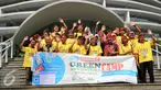 Peserta Campus Citizen Journalist Green Adventure Camp bersama WIKA saat tiba di lokasi Wikasatrian, Bogor, Senin (30/5/2016). Liputan6.com gelar Green Camp bersama PT WIKA untuk Citizen Journalist.(Liputan6.com/ Yoppy Renato