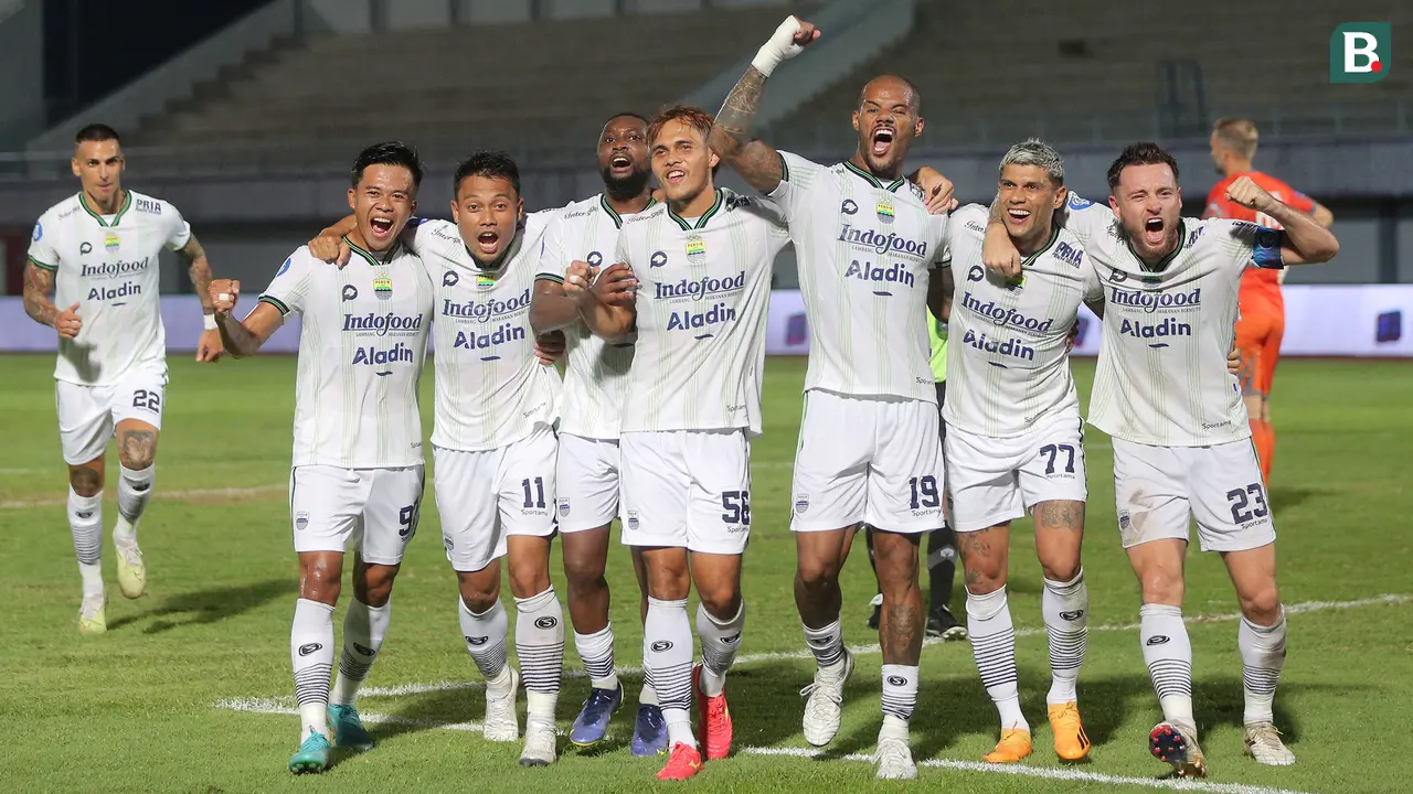 Foto: Tajamnya Duo Brasil Bawa Persib Bandung Hancurkan Dewa United di Kandangnya pada Laga BRI Liga 1 2023 / 2024