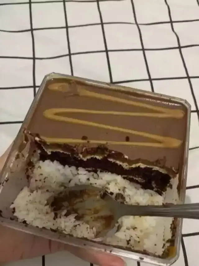10 Potret Kombinasi Makanan Ini Nyeleneh Banget, Bikin Heran