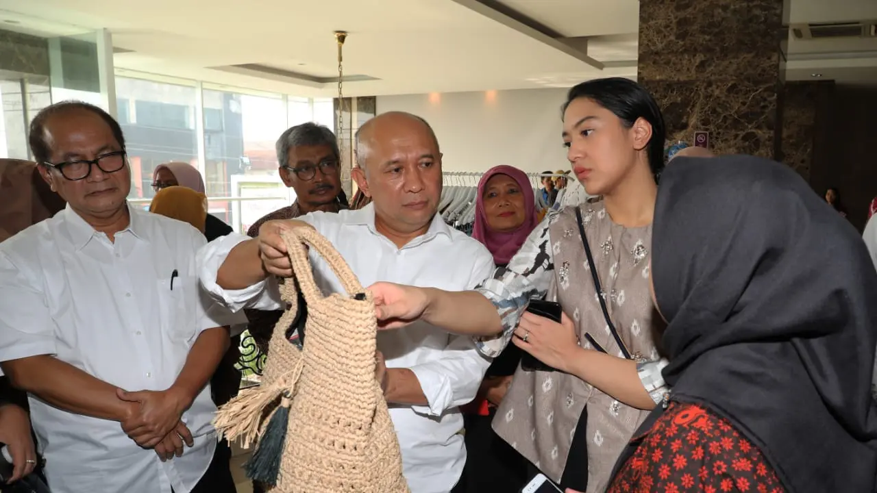 Menteri Koperasi dan UKM Teten Masduki kunjungi Yogyakarta