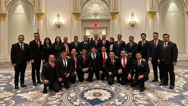 Ketua Umum Badan Pengurus Pusat Himpunan Pengusaha Muda Indonesia (BPP Hipmi) Akbar Himawan Buchari mendapat kesempatan mengikuti kunjungan kenegaraan Presiden Joko Widodo.