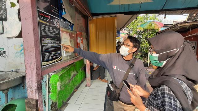 Lawan Hoaks, Tim Cek Fakta Susuri Perkampungan di Tangerang Perkenalkan Chatbot WhatsApp Liputan6.com
