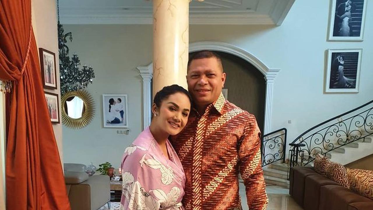 Krisdayanti dan Raul Lemos