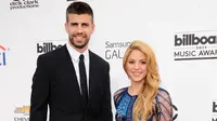 Perbedaan tinggi badan Shakira dan Gerrard Pique