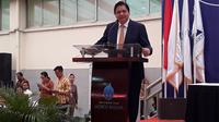 Menteri Perindustrian Airlangga Hartarto saat memberikan kuliah umumnya di Universitas Mercu Buana, Senin (4/8/2017). Liputan6.com/ Pramita Tristiawati
