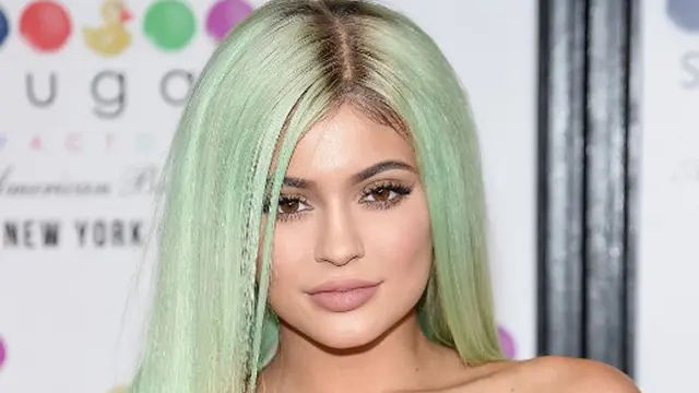 [Bintang] Kylie Jenner