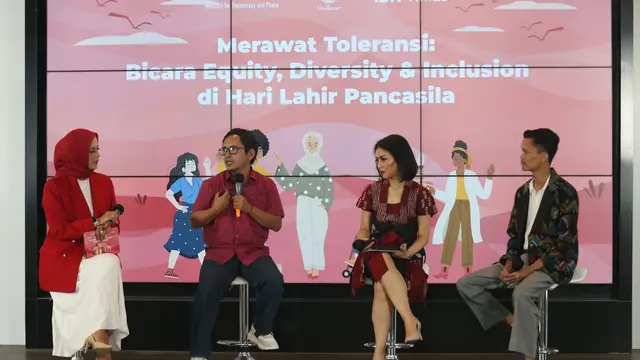 Sesi Diskusi Webinar Merawat Toleransi: Bicara Equity, Diversity & Inclusion di Hari Lahir Pancasila