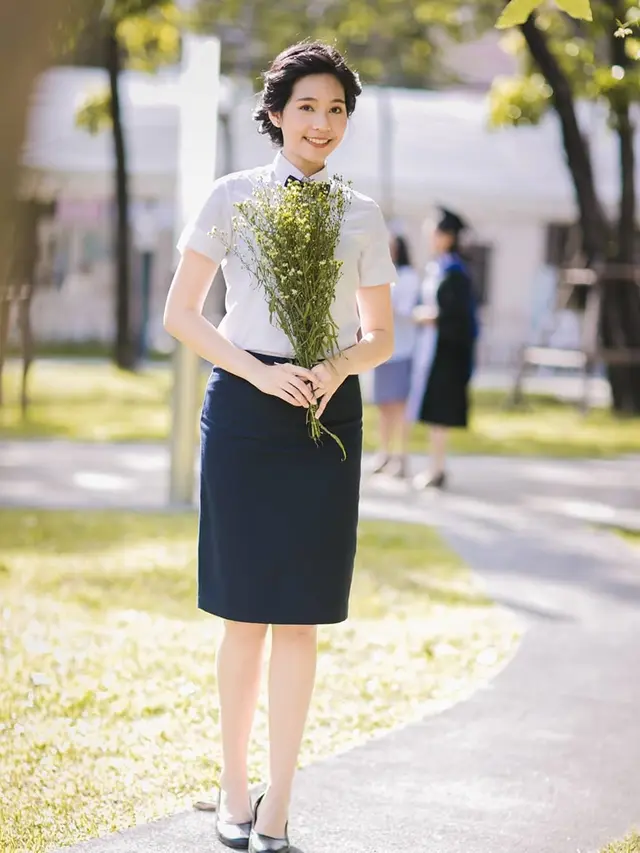 6 Potret Sireethorn Leeramwat, Miss Thailand yang Rebut Mahkota Miss International 2019