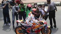 Seperti diketahui, Marc Marquez dan kawan-kawan akan mengikuti balapan MotoGP Mandalika di Sirkuit Mandalika, Lombok, 18-20 Maret 2022. (Bola.com/M Iqbal Ichsan)