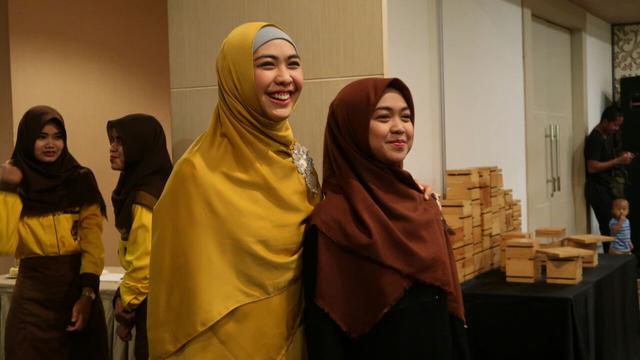 Oki Setiana Dewi dan Ria Ricis