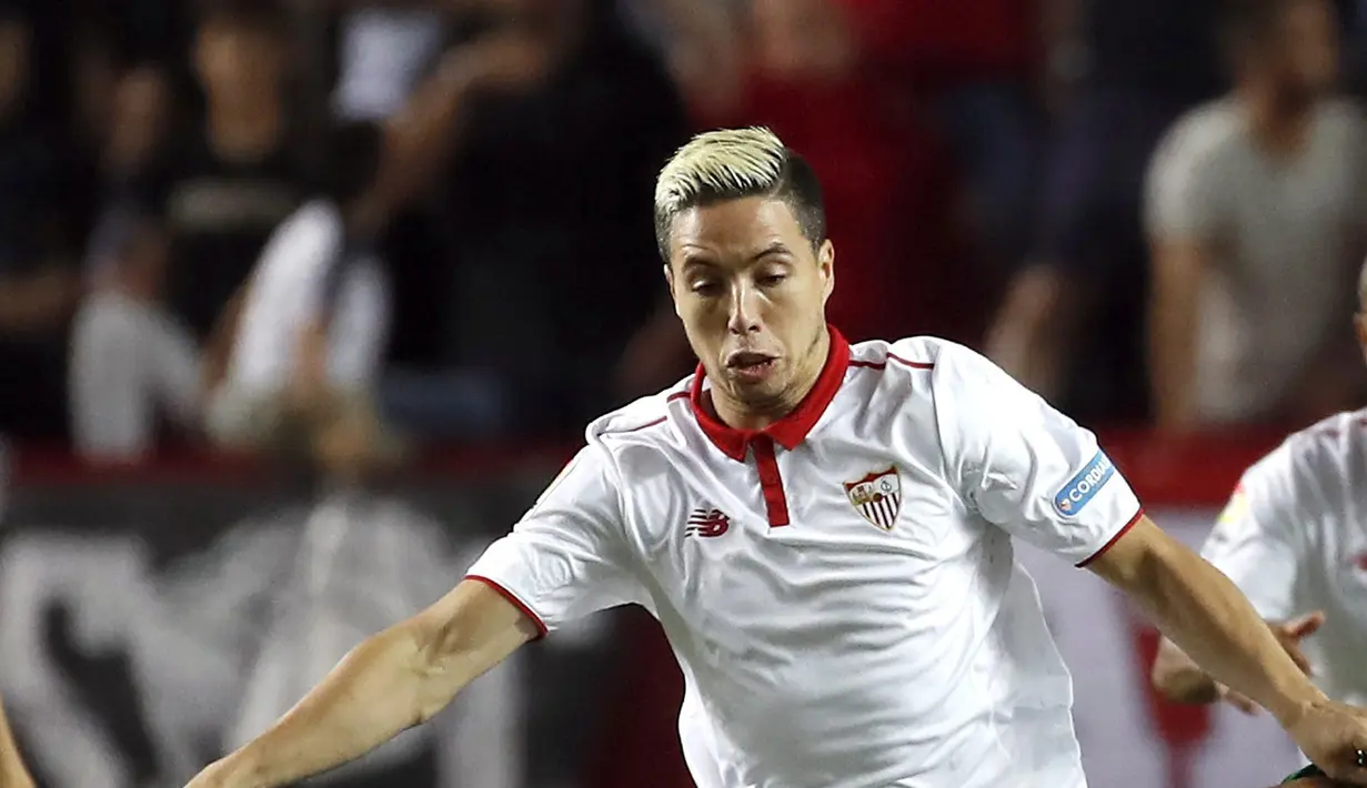 Gelandang Sevilla,  Samir Nasri lahir di  Septèmes-les-Vallons, Prancis dan merupakan salah satu legiun Prancis yang ikut pada laga kontra Real Madrid pada ajang La Liga Spanyol. (EPA/Julio Munoz)