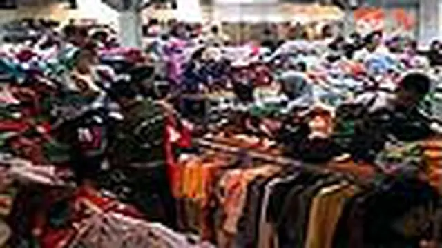 Berburu Baju Lebaran di "Factory Outlet"
