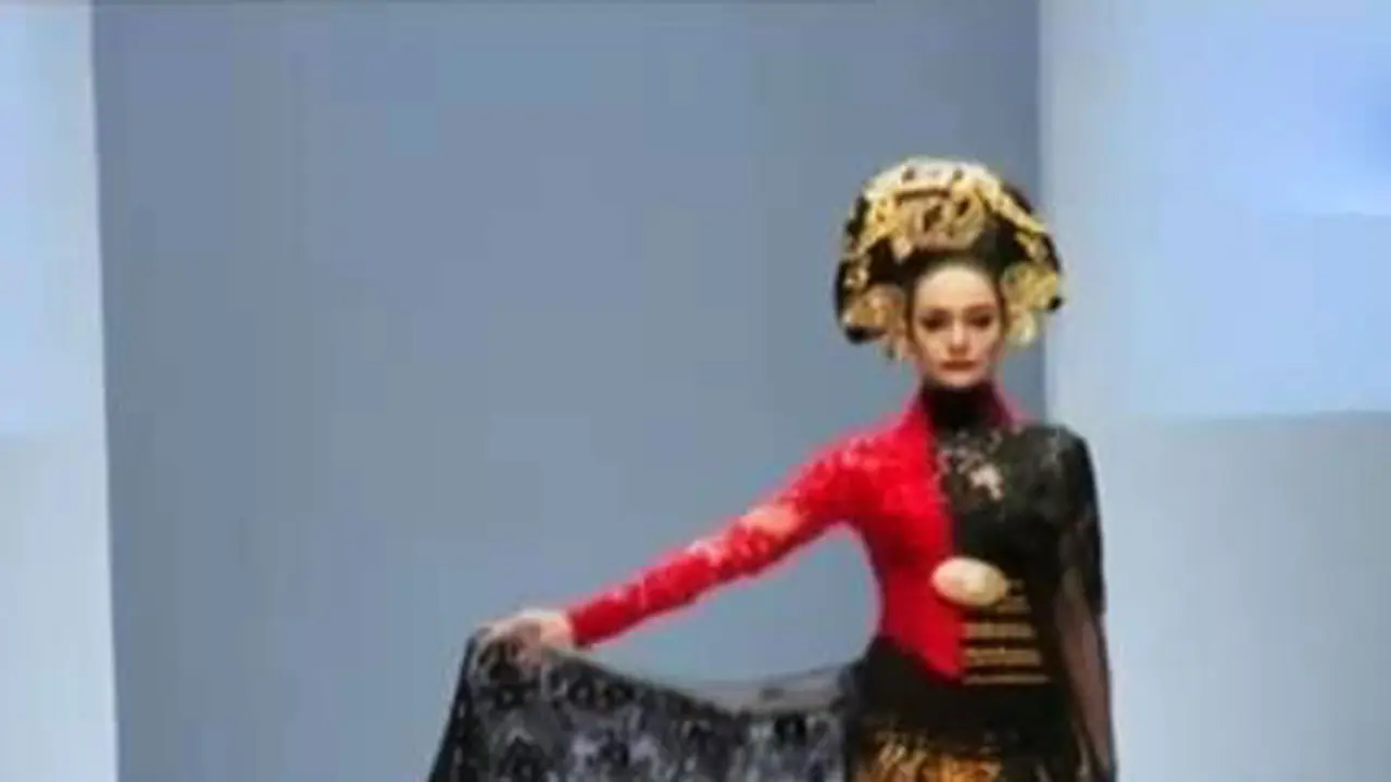 Demo Buruh hingga Jakarta Fashion Week 2016