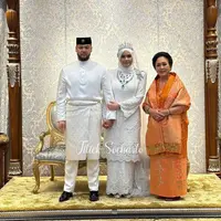 Gaya Titiek Soeharto Saat Hadir di Pernikahan Putri Kerajaan Pahang Malaysia. [@titieksoeharto]