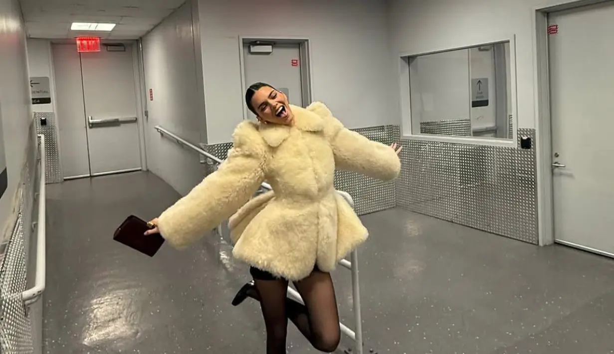 instagram.com/kendalljenner)