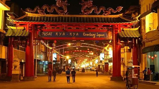 Kawasan pecinan Kya Kya Surabaya. (surabaya.go.id)