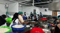 Presiden Prabowo Subianto meninjau langsung dapur SPPG untuk melayani program makan bergizi gratis (MBG) di Tanah Sereal, Kota Bogor, Jawa Barat, Senin (10/2/2025). (Foto: istimewa)