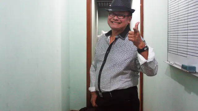 Koes Hendratmo Terus Berpacu Demi Album Baru