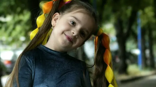 Ilustrasi Model Ikat Rambut Anak Lucu (Credit: Gelu Lancu/Unsplash)