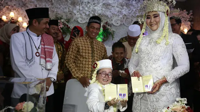 [Bintang] Daus Mini danSelviana Hana Wijaya