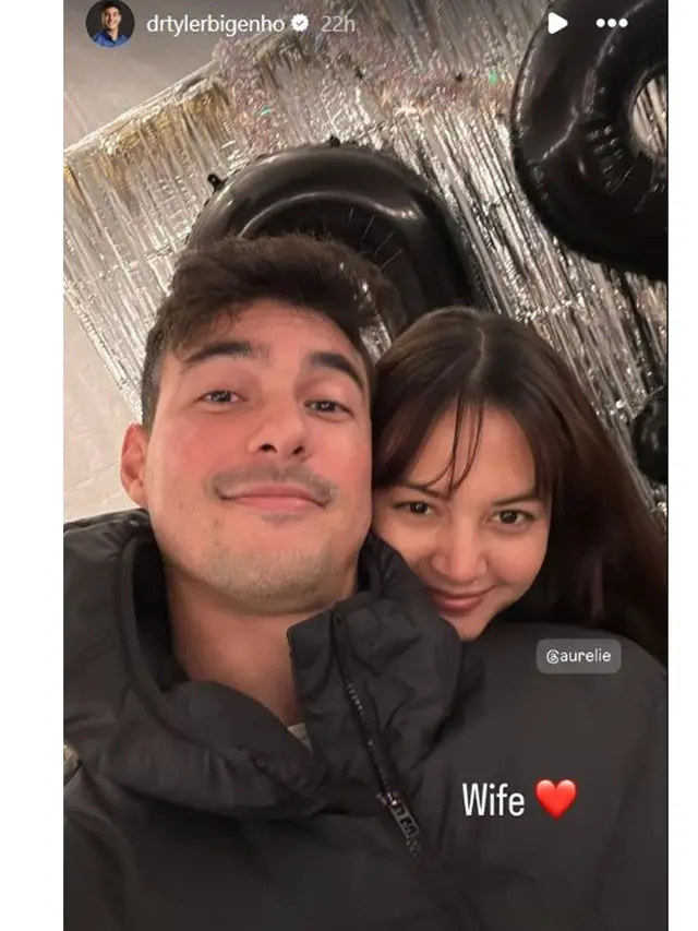 6 Potret Aurelie Moeremans Rayakan Tahun Baru Usai Menikah, Sudah Berstatus Istri
