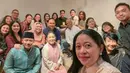 Anak Presiden ke-7 Jokowi, Gibran Rakabuming Raka hadir bersama Istrinya, Selvi Ananda tampil kompak mengenakan baju hitam. [@puanmaharaniri]