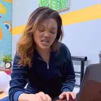 Rina Nose tuai pujian dari Bunda Corla dan netizen karena izin saat akan impersonate. (Dok. Trans7)