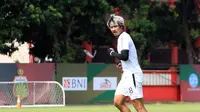Pemaimn Bhayangkara FC, Jajang Mulyana. (Bola.com/Permana Kusumadijaya)