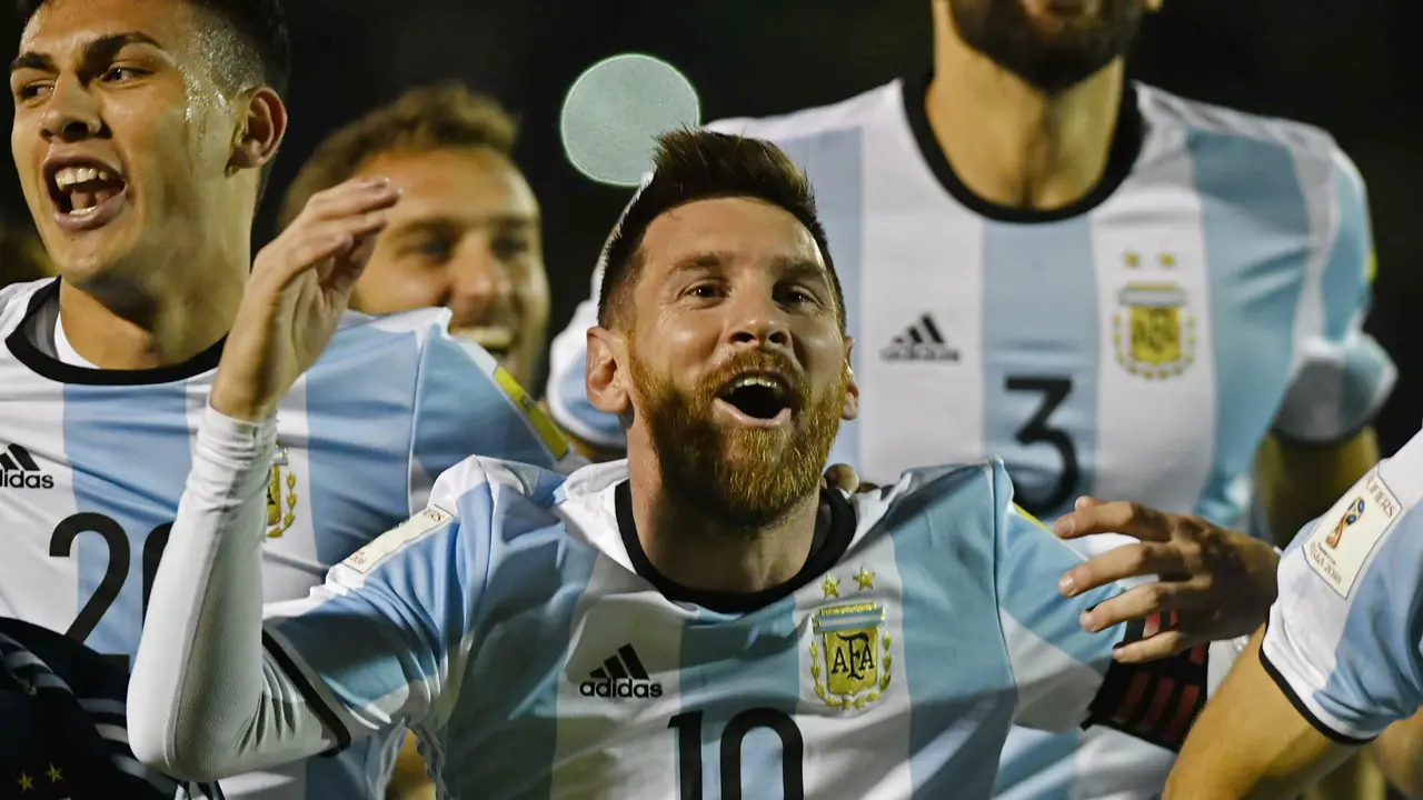 FOTO: Selebrasi Emosional Lionel Messi dari Masa ke Masa