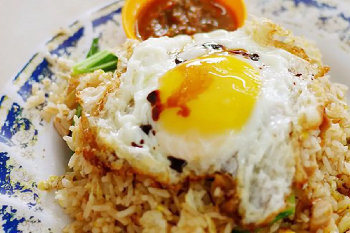Telur ceplok kecap asin/copyright bangsarbabe.com