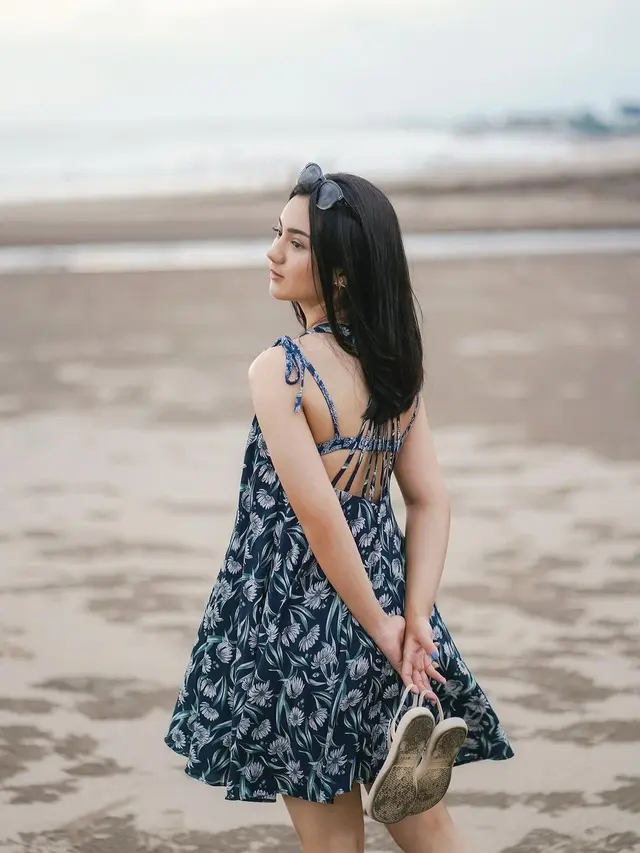 6 Potret Liburan Ersya Aurelia di Bali, Nikmati Pulau Dewata Bareng Ibunda