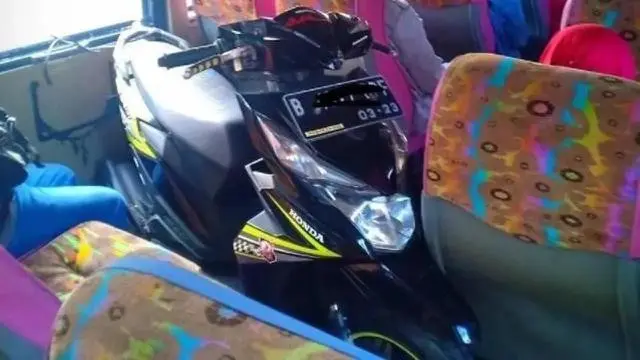 Penumpang bus (Ist)
