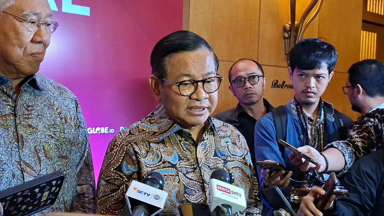 Gubernur DKI Jakarta, Pramono Anung saat ditemui di Hotel Mulia, Senayan, Jakarta, Rabu (10/12/2025). (Foto: Liputan6.com/Arief RH)