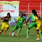 Duel Persebaya vs Sriwijaya FC berakhir imbang 1-1 (Johan Tallo/Liputan6.com)