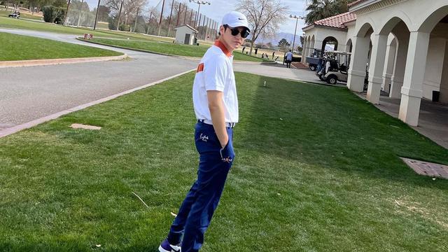 Gaya Kasual Kim Bum, Siap Gelar Fan Meeting di Jakarta