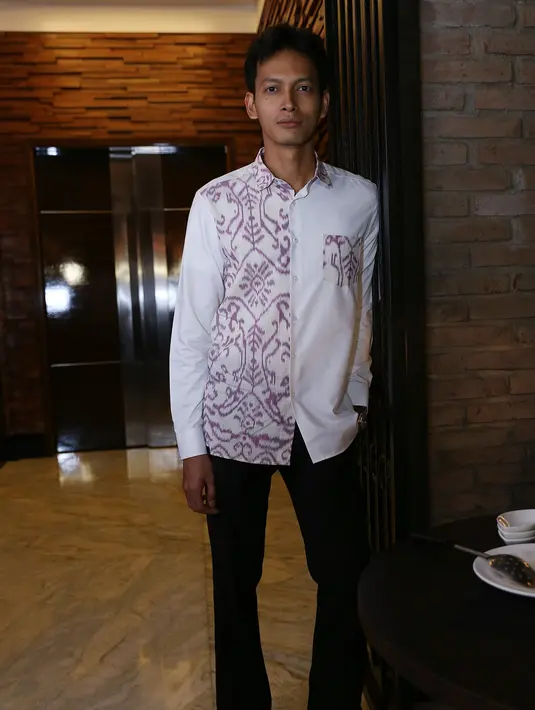 Film 'Surga yang Tak Dirindukan' yang dibintangi oleh Fedi Nuril tercatat sebagai salah satu film terlaris di tanah air dengan jumlah penonton 1 juta orang. (Galih W. Satria/Bintang.com)