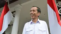 Presiden terpilih Jokowi mengapresiasi keputusan menolak lelang pengadaan mobil dinas Mercy. (Liputan6.com/Muchtadin)