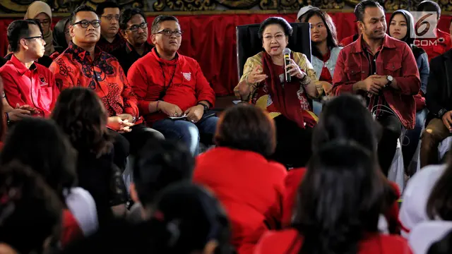 Megawati Berdialog dengan Elemen Muda