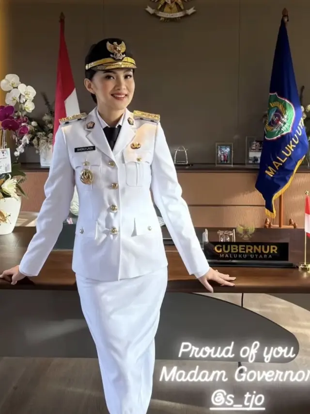 Sherly Tjonda Gubernur Terkaya dari Maluku Utara saat pelantikan.