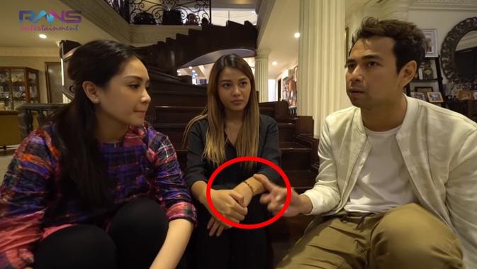 Barang 'mahal' keluarga Hermansyah (Sumber: YouTube/Rans Entertainment)