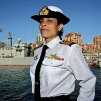 Dinilai kritis, akun Twitter perwira muslim ini ditutup oleh pemerintah Australia.