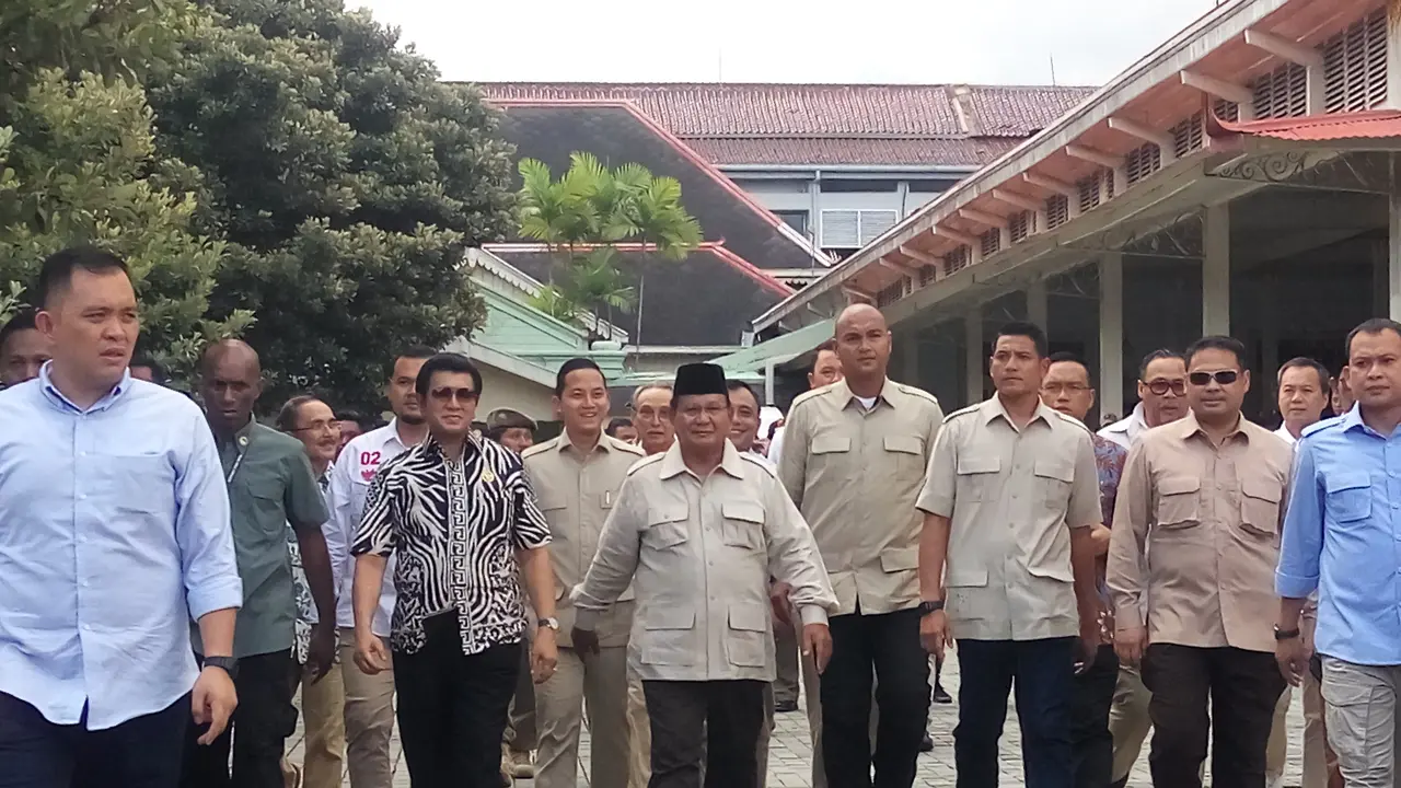 Capres Prabowo bertemu Sultan HB X di Kantor Gubernur Kepatihan DIY
