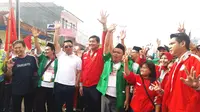 Ridwan Kamil dan Maruarar Sirait di Subang. (Liputan6.com/Hanz Jimenez Salim)