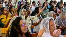 Paskah menjadi momen yang membahagiakan bagi umat Kristiani atas kebangkitan Yesus Kristus. (Ishara S. KODIKARA/AFP)