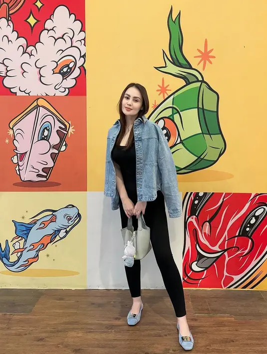 Lewat media sosial, Jennifer Dunn terlihat berhasil menurunkan bobot tubuhnya. [Foto: Instagram/jeje_haris89]