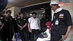 Janda pahlawan siap menghadapi kemungkinan terburuk dalam vonis hakim hari ini. Mereka juga akan membongkar makam dan mengembalikan semua tanda jasa almarhum suaminya karena dianggap tidak pantas menerima itu. 