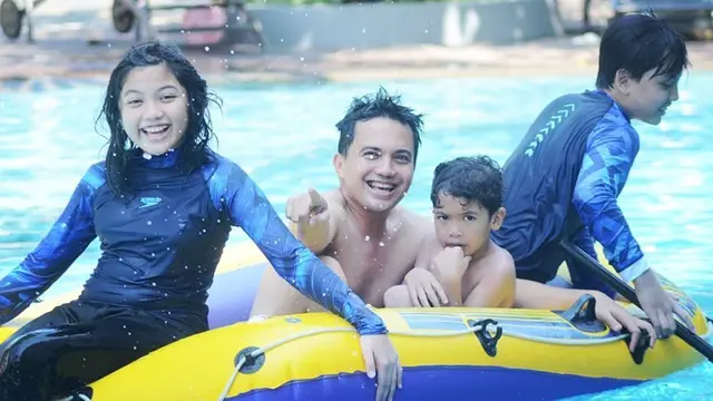 Jadi Duda, Ini 6 Potret Kebersamaan Sahrul Gunawan dengan Ketiga Anaknya