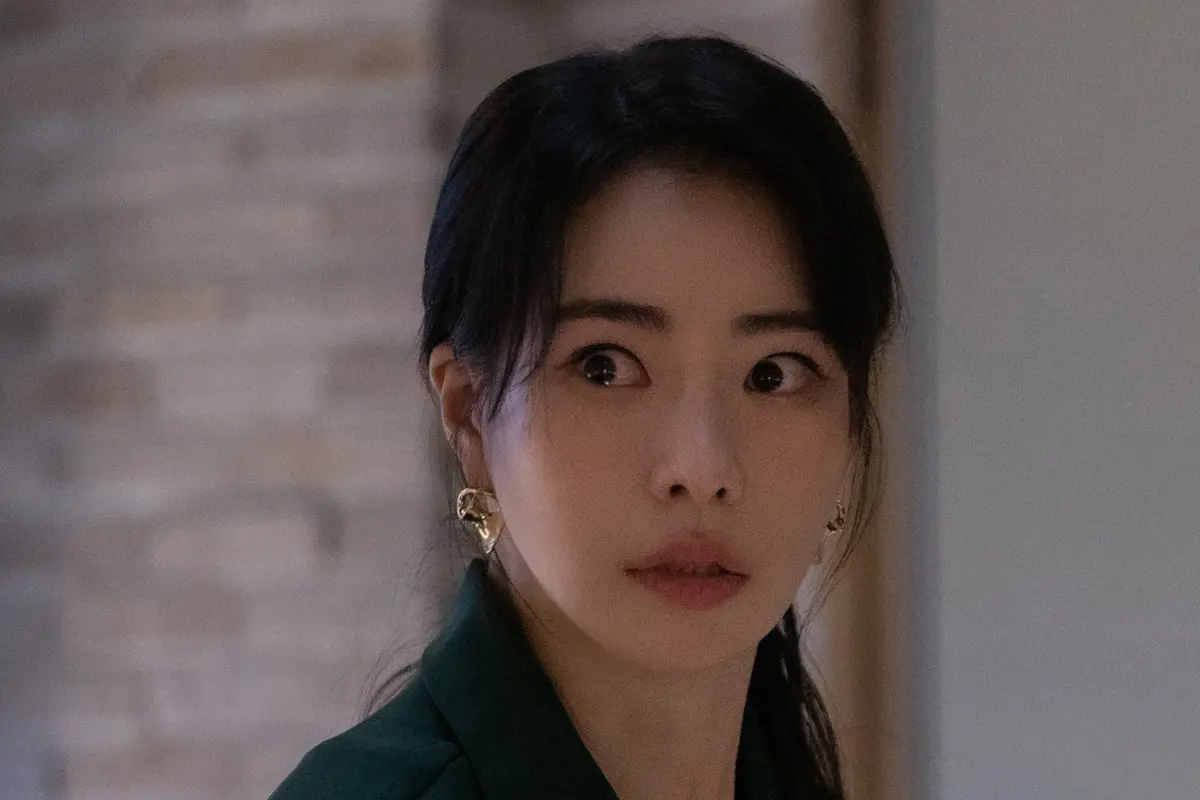 Lim Ji Yeon dalam serial The Glory. (Foto: Graphyoda | Netflix)