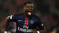 Bek Paris Saint-Germain (PSG) asal Pantai Gading, Serge Aurier. (AFP/Franck Fife)