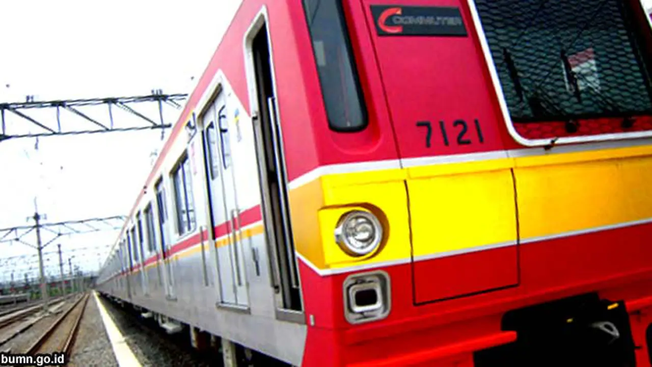 commuter-line-130630-b.jpg